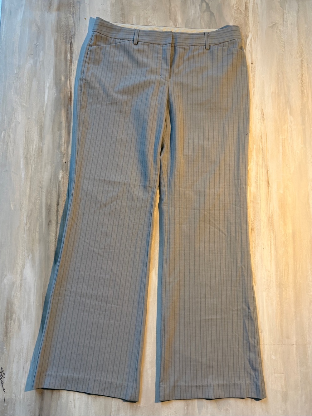 EUC | Sz 10 | Vintage 2006 Express Editor Pinstripe Dress Pants Gray